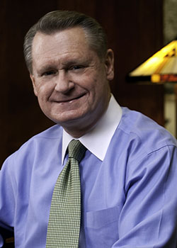Chancellor David Gearhart